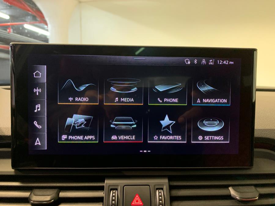 2022 Audi SQ5 Premium Plus 3.0 TFSI quattro photo