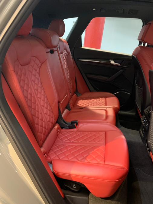 2022 Audi SQ5 Premium Plus 3.0 TFSI quattro photo