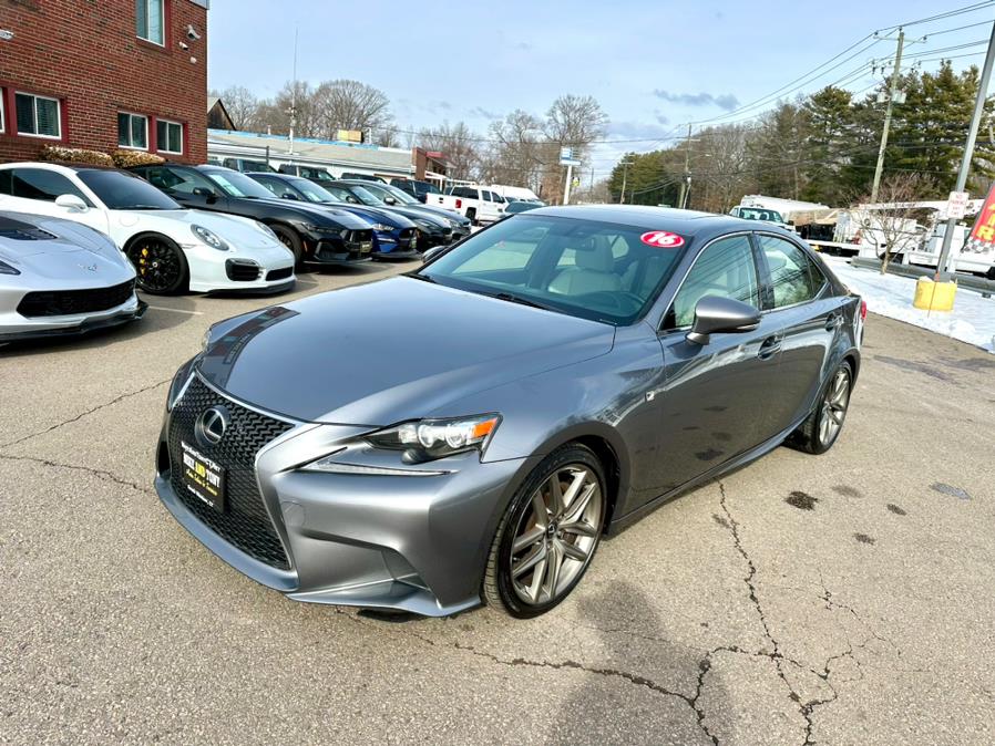 2016 Lexus IS 300 photo