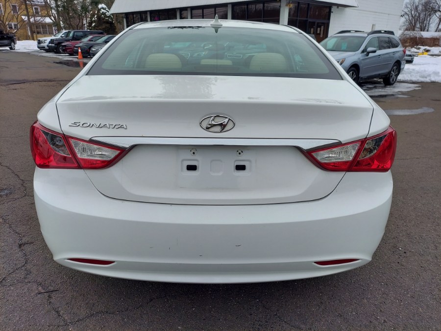 2013 Hyundai Sonata GLS photo
