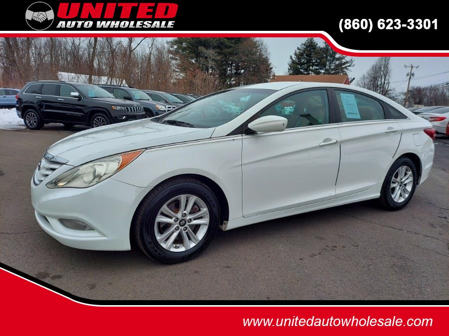 2013 Hyundai Sonata GLS photo
