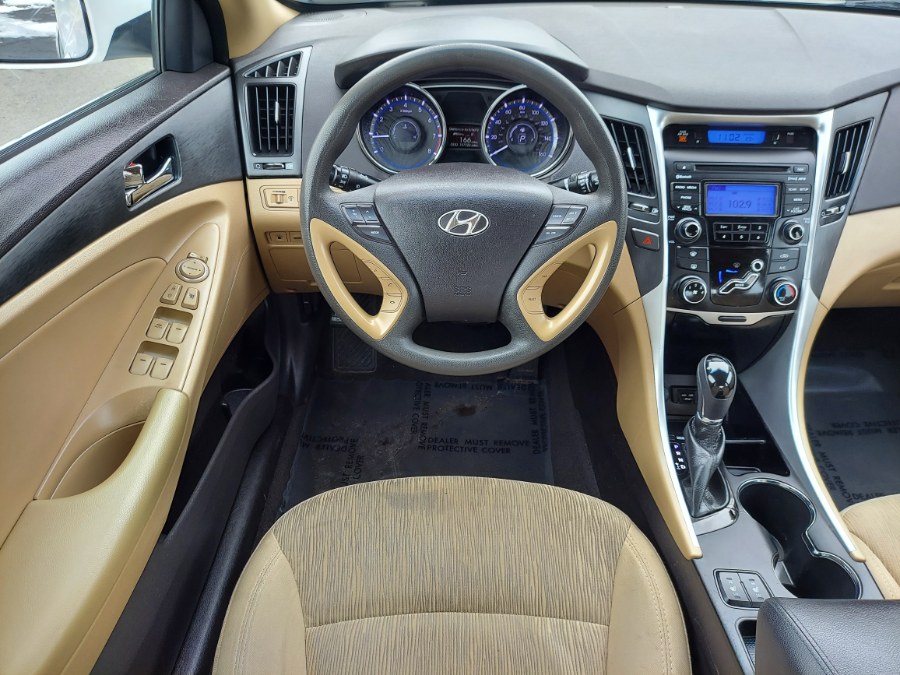 2013 Hyundai Sonata GLS photo