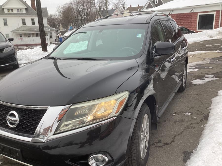 2015 Nissan Pathfinder 4WD 4dr S photo