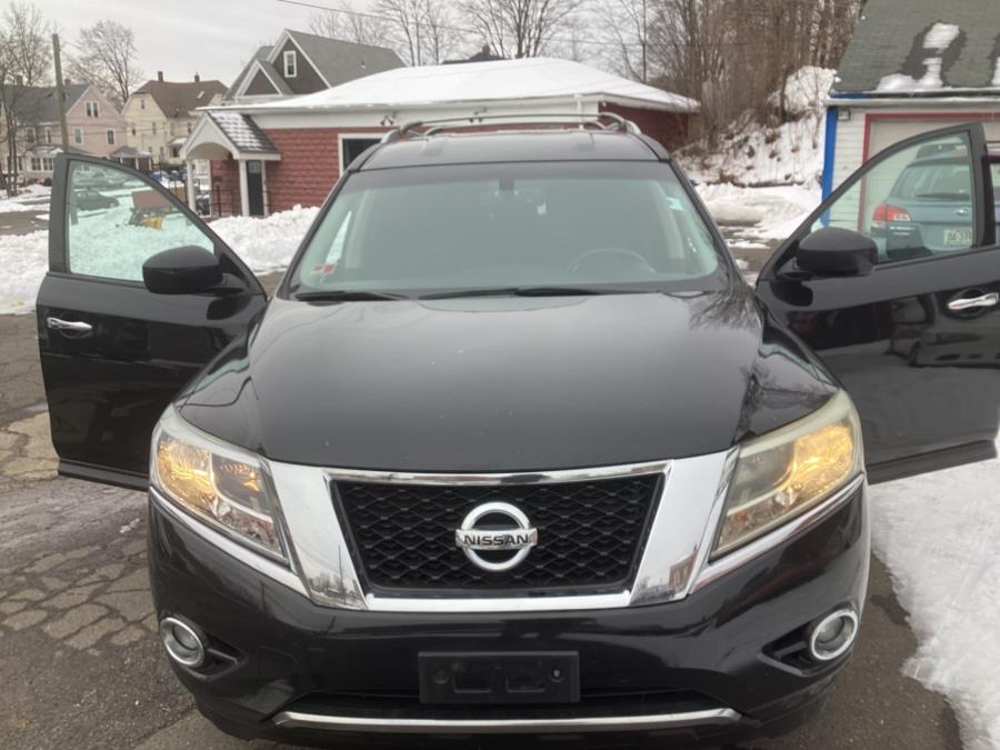 2015 Nissan Pathfinder 4WD 4dr S photo