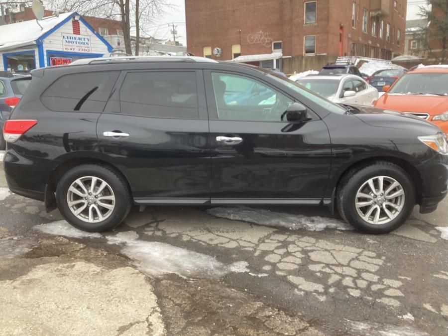 2015 Nissan Pathfinder 4WD 4dr S photo