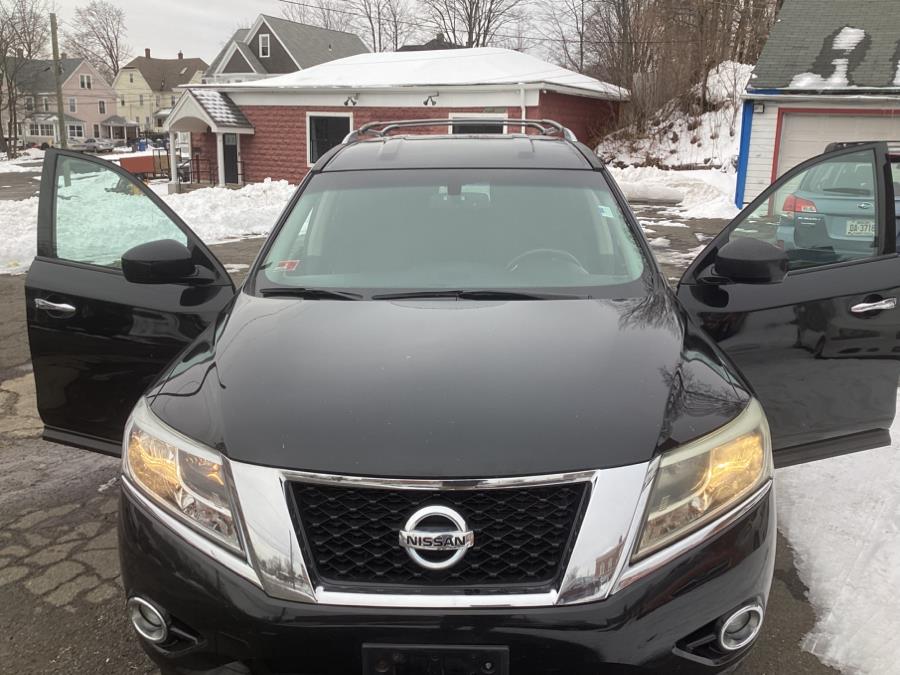 2015 Nissan Pathfinder 4WD 4dr S photo