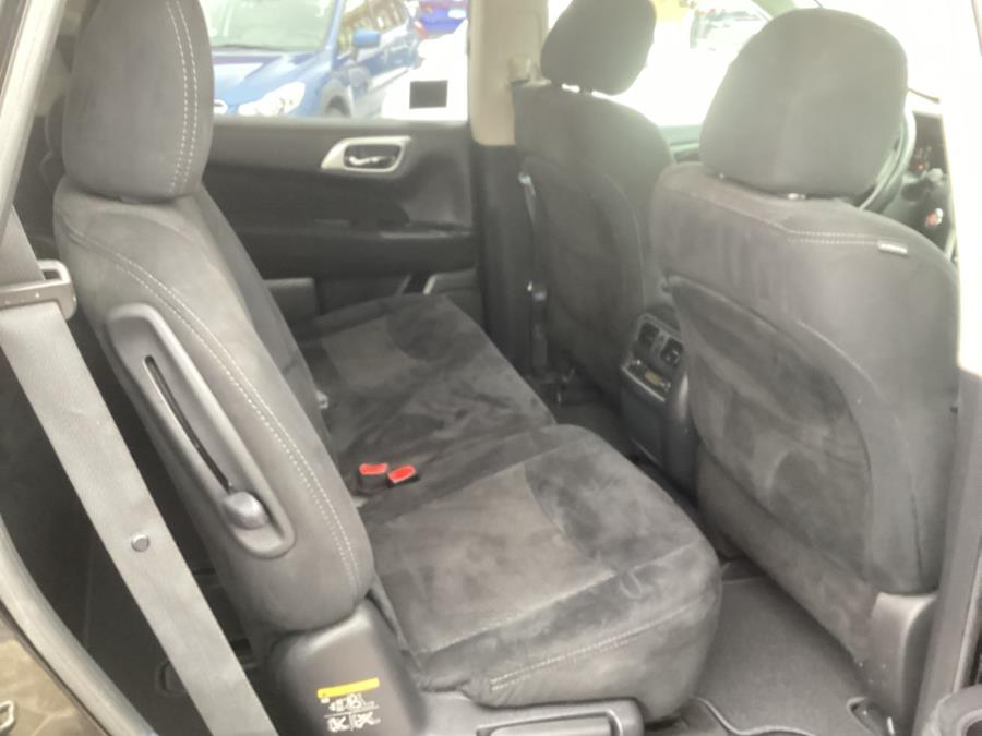 2015 Nissan Pathfinder 4WD 4dr S photo