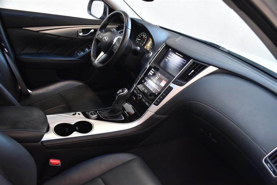 2020 Infiniti Q50 Luxury photo