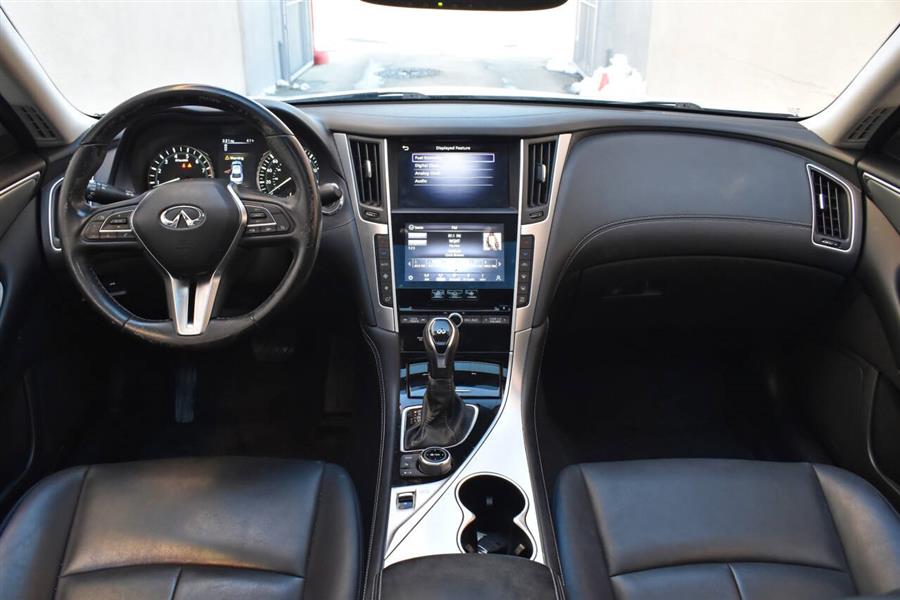 2020 Infiniti Q50 Luxury photo