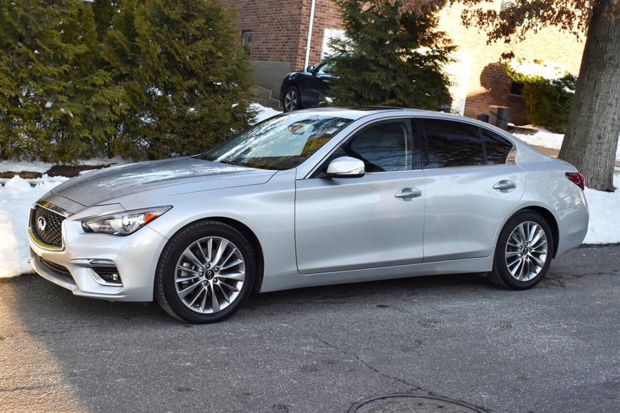 2020 Infiniti Q50 Luxury photo