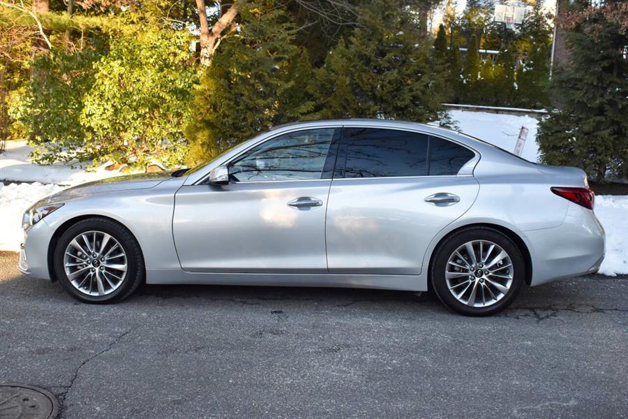 2020 Infiniti Q50 Luxury photo