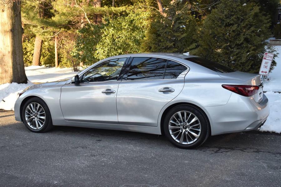 2020 Infiniti Q50 Luxury photo