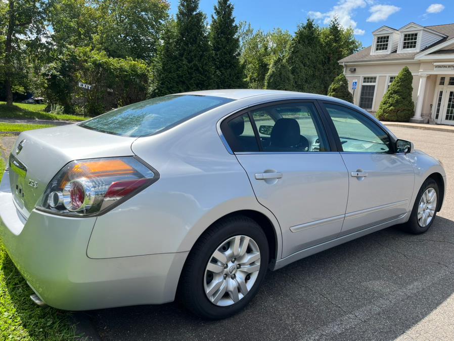 2011 Nissan Altima 2.5 photo