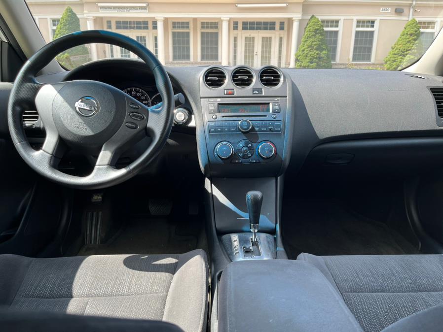 2011 Nissan Altima 2.5 photo
