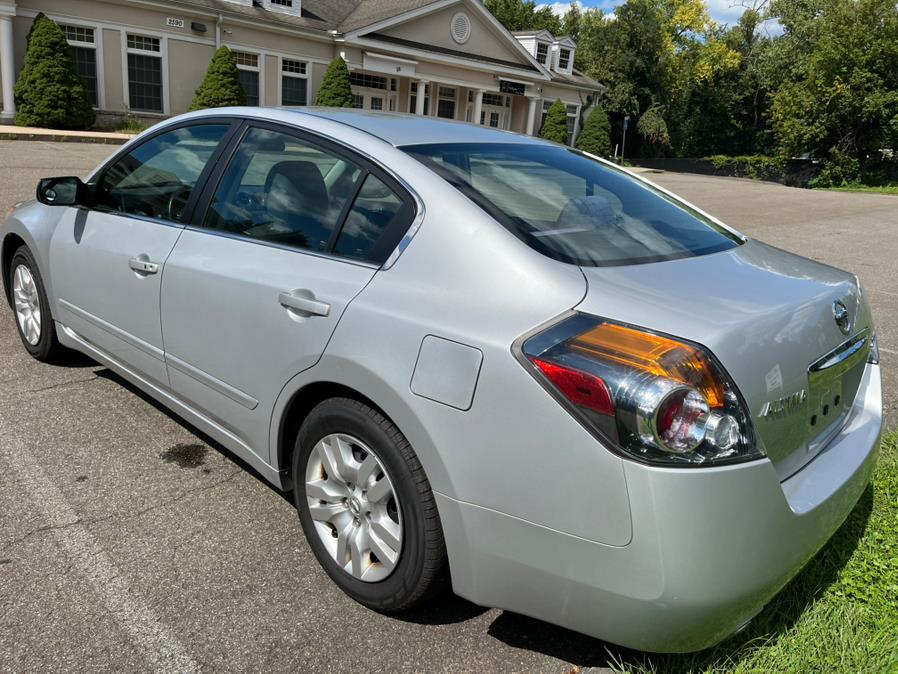 2011 Nissan Altima 2.5 photo