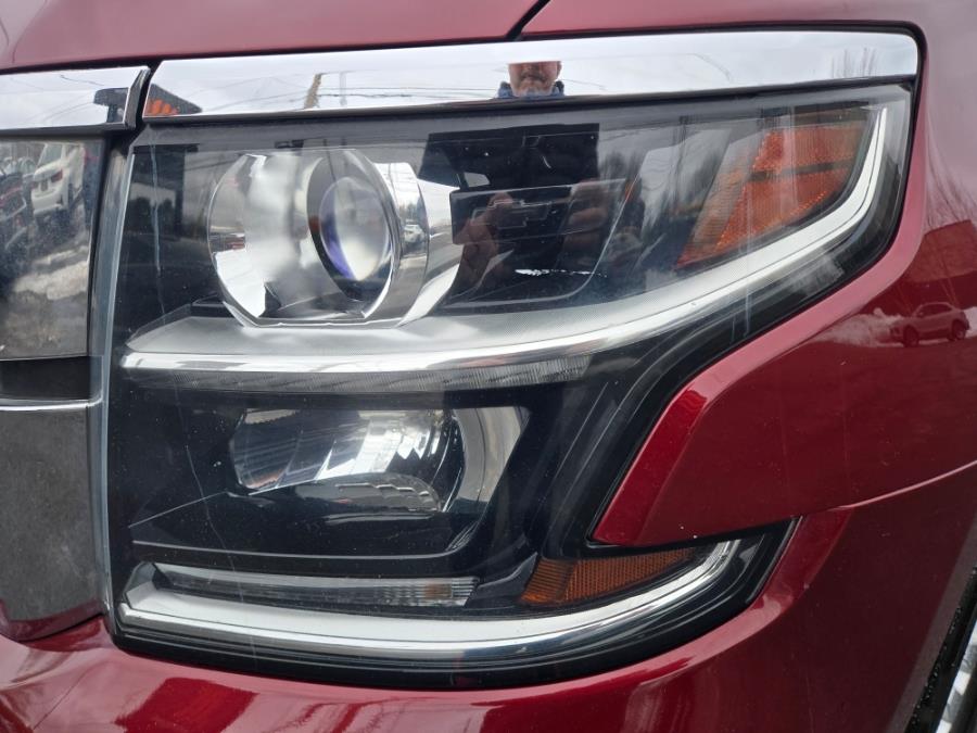 2017 Chevrolet Tahoe 4WD 4dr LT photo
