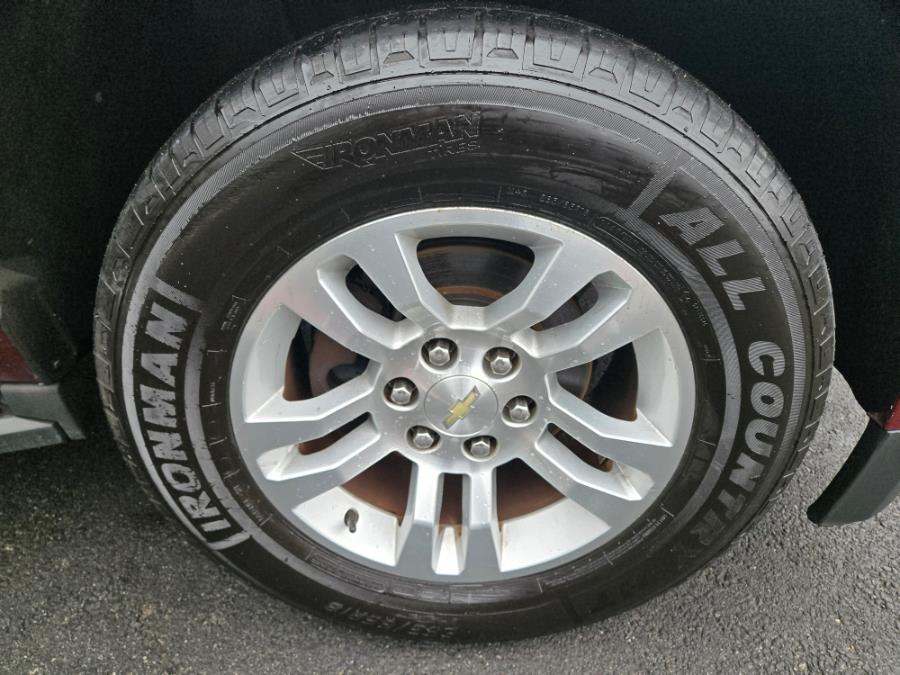 2017 Chevrolet Tahoe 4WD 4dr LT photo