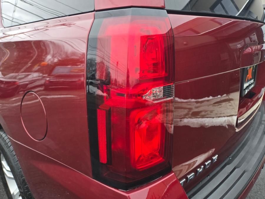 2017 Chevrolet Tahoe 4WD 4dr LT photo