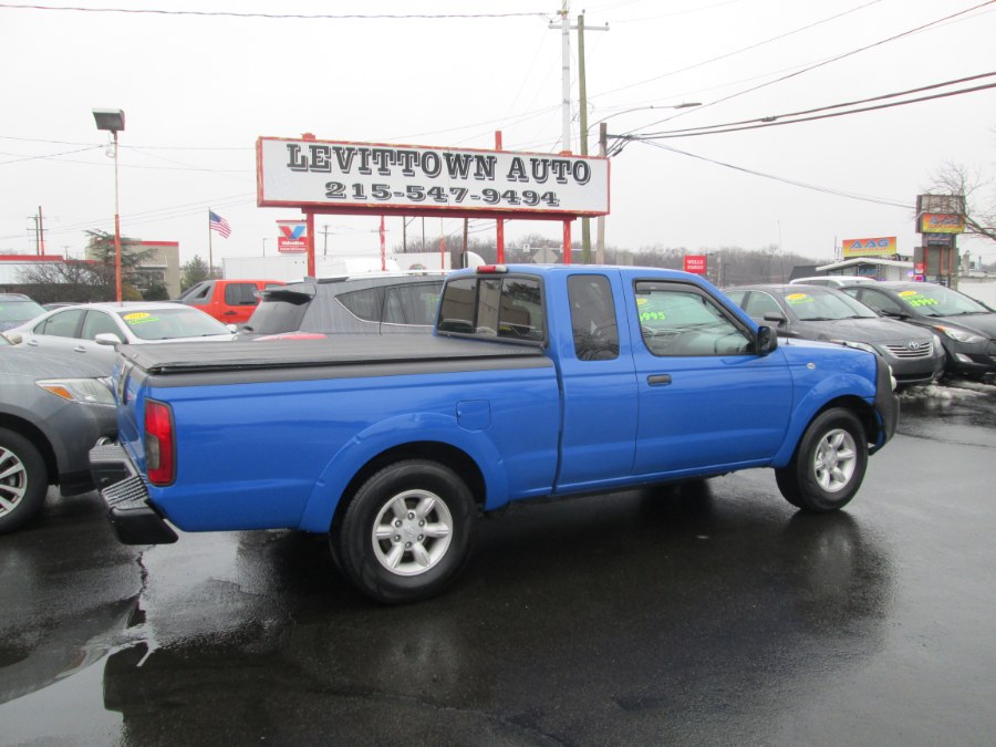 2004 Nissan Frontier Standard photo