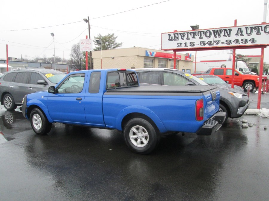 2004 Nissan Frontier Standard photo