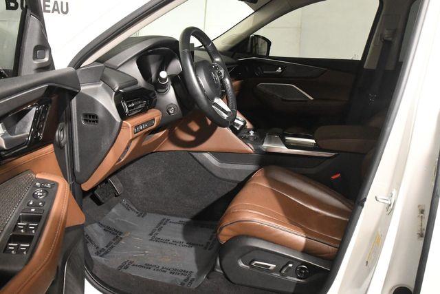 2022 Acura MDX SH-AWD w/Advance photo