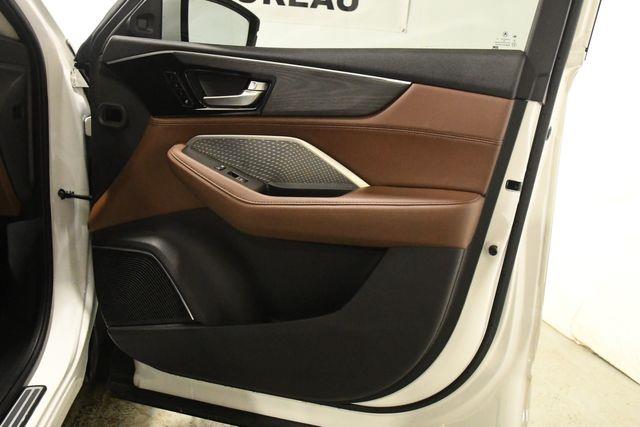 2022 Acura MDX SH-AWD w/Advance photo