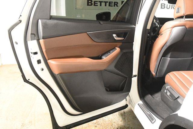 2022 Acura MDX SH-AWD w/Advance photo