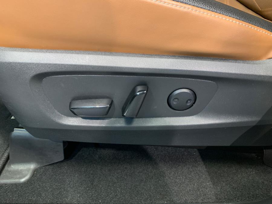 2022 Nissan Pathfinder Platinum 4WD photo