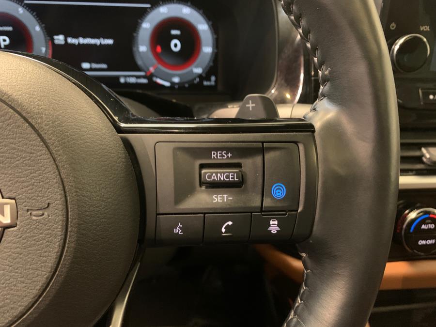 2022 Nissan Pathfinder Platinum 4WD photo