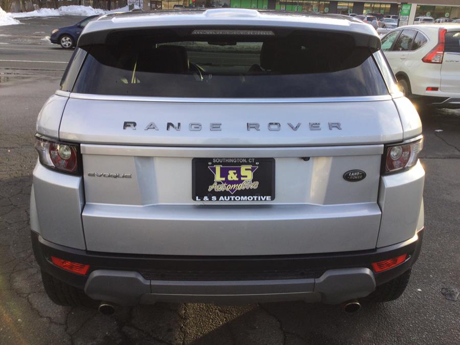 2012 Land Rover Range Rover Evoque Prestige photo