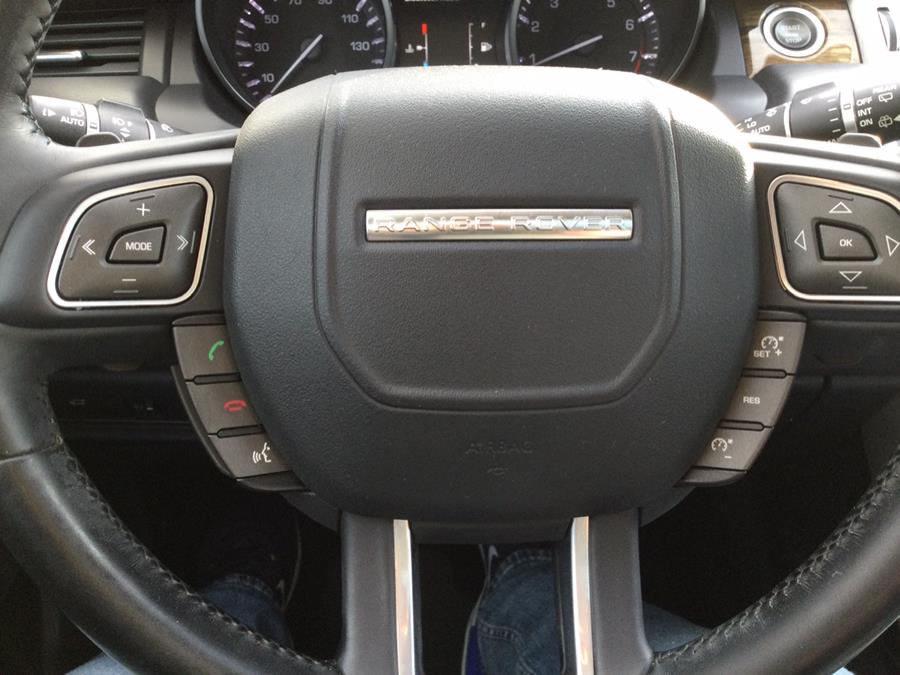 2012 Land Rover Range Rover Evoque Prestige photo