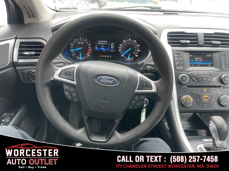 2014 Ford Fusion SE photo