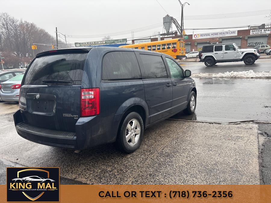 2009 Dodge Grand Caravan SE photo