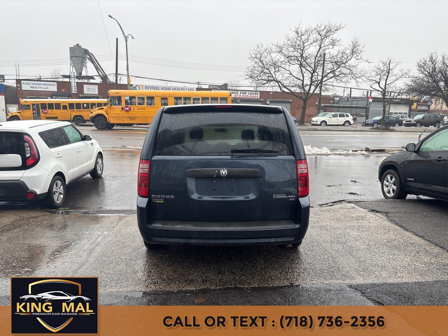 2009 Dodge Grand Caravan SE photo