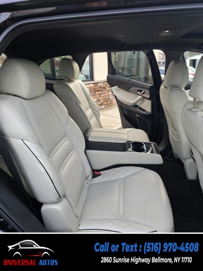 2022 Mazda CX-9 Signature AWD photo
