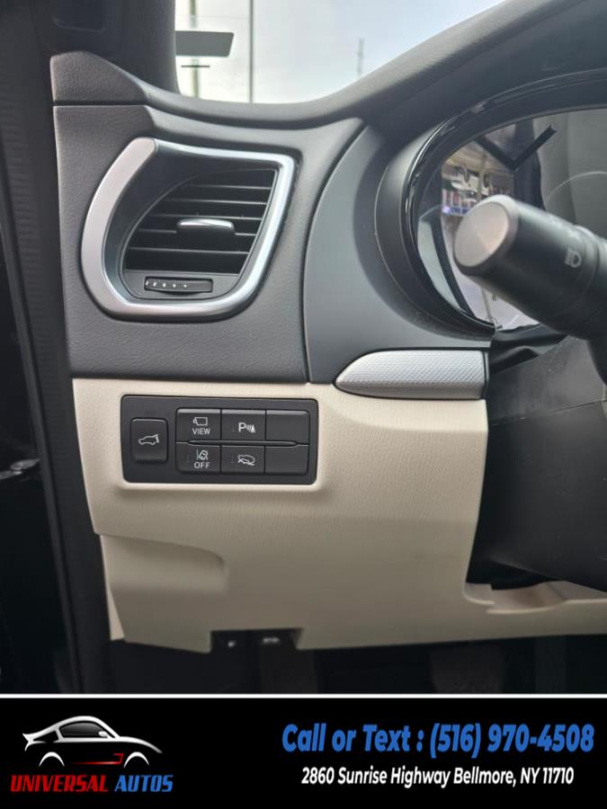 2022 Mazda CX-9 Signature AWD photo