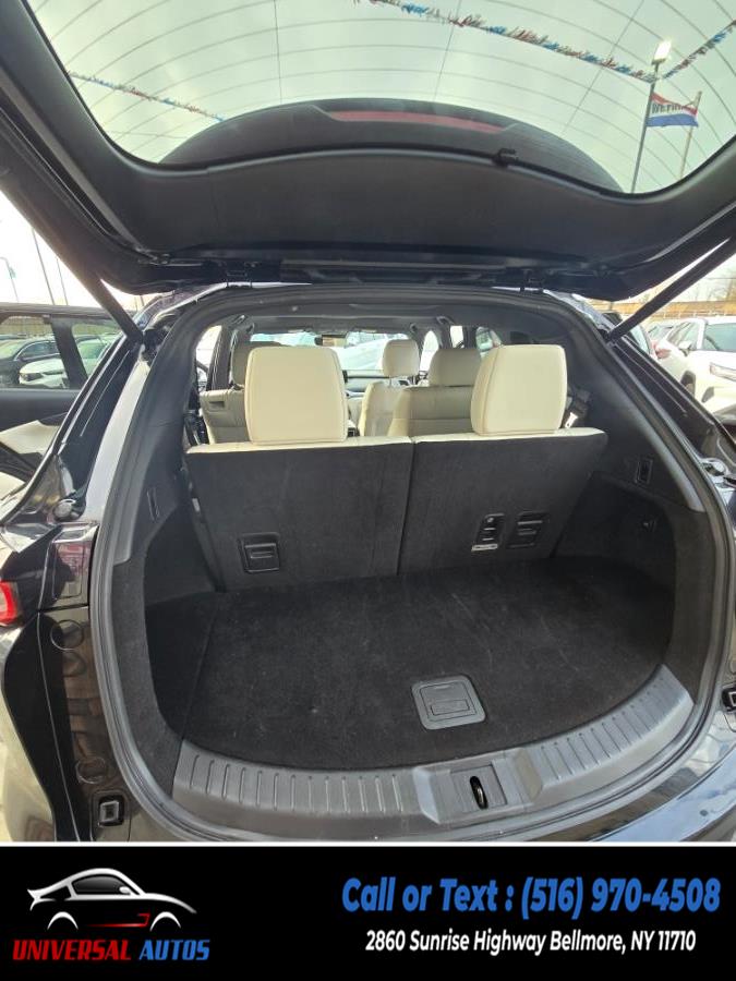 2022 Mazda CX-9 Signature AWD photo