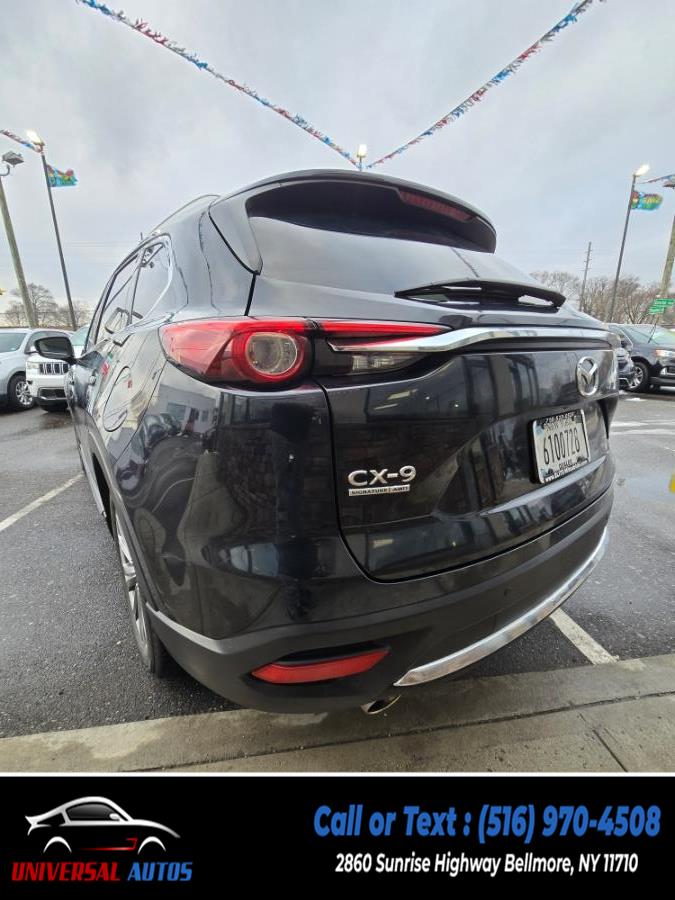 2022 Mazda CX-9 Signature AWD photo