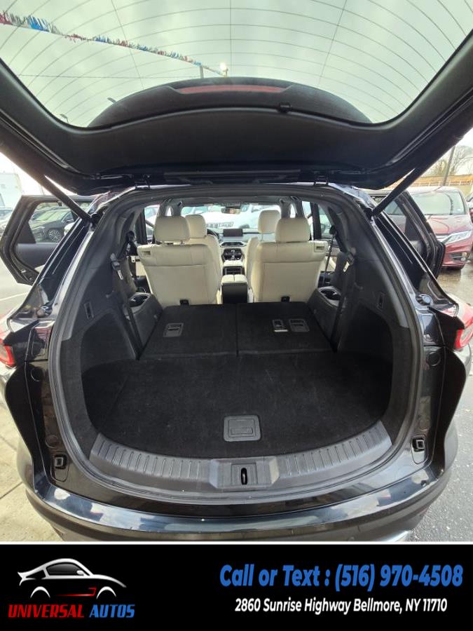 2022 Mazda CX-9 Signature AWD photo