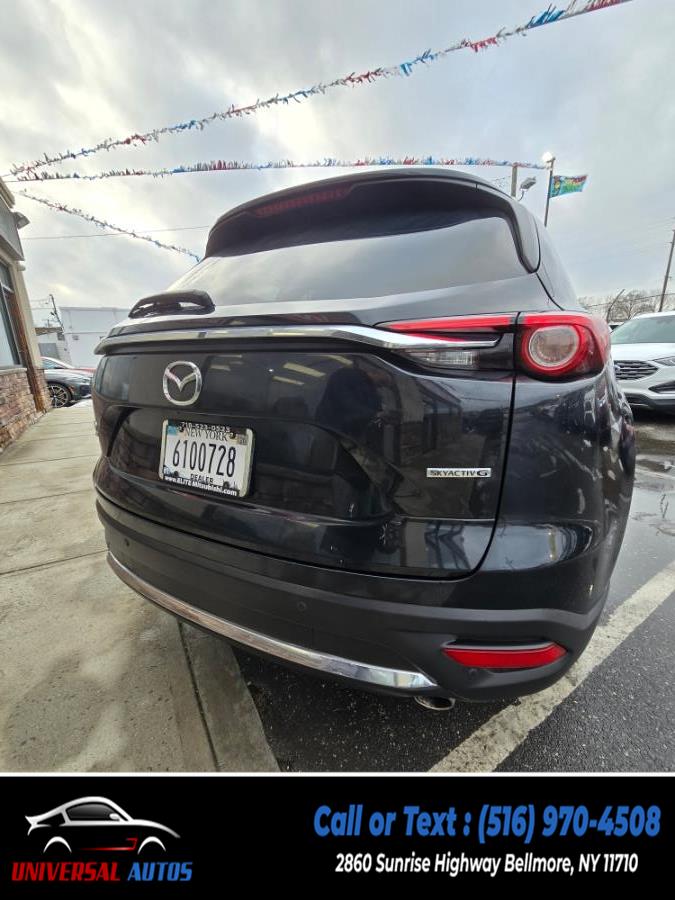 2022 Mazda CX-9 Signature AWD photo