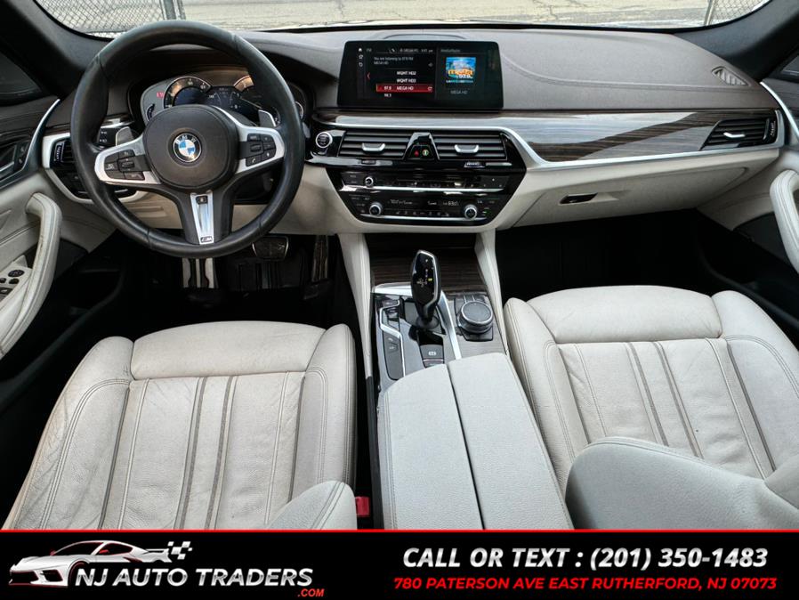 2017 BMW 5-Series 530i xDrive Sedan photo