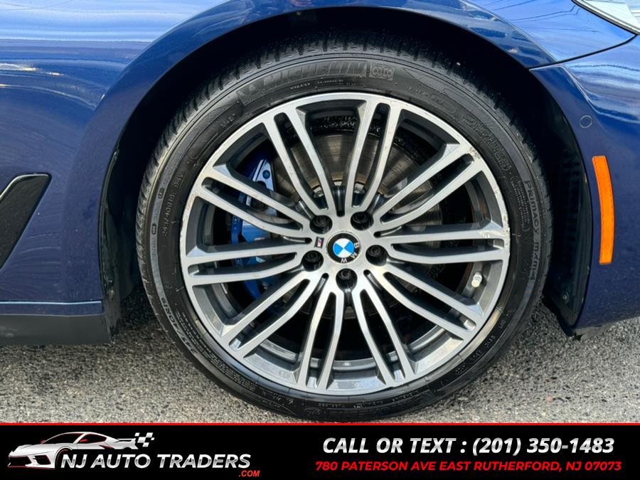 2017 BMW 5-Series 530i xDrive Sedan photo