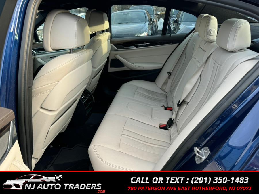 2017 BMW 5-Series 530i xDrive Sedan photo