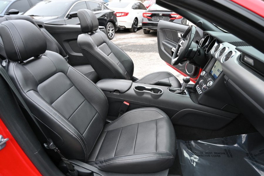 2023 Ford Mustang EcoBoost Premium Convertible photo