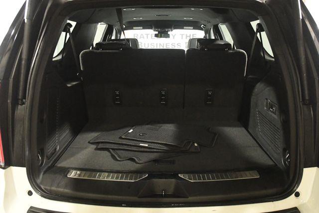2023 Chevrolet Suburban Premier photo
