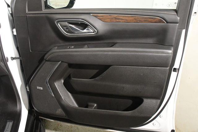 2023 Chevrolet Suburban Premier photo
