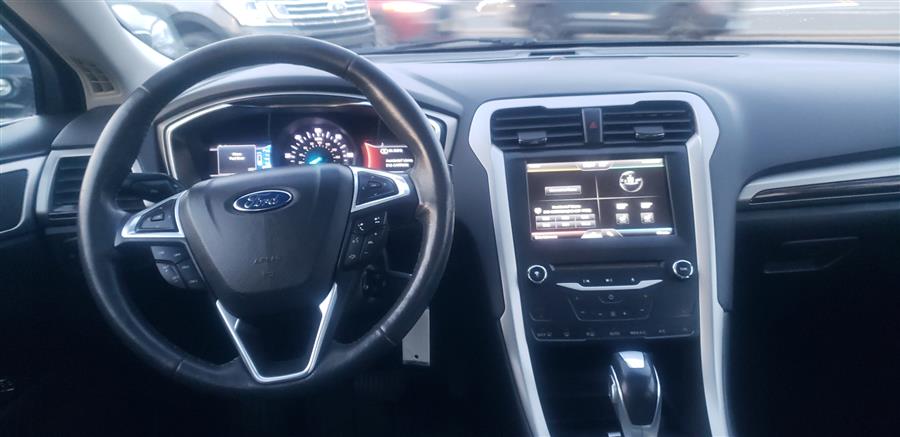 2014 Ford Fusion Energi SE photo