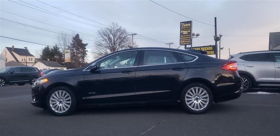 2014 Ford Fusion Energi SE photo