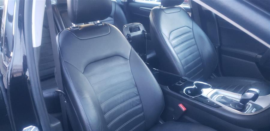 2014 Ford Fusion Energi SE photo