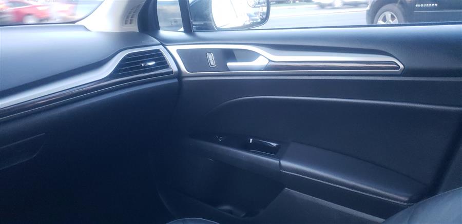 2014 Ford Fusion Energi SE photo